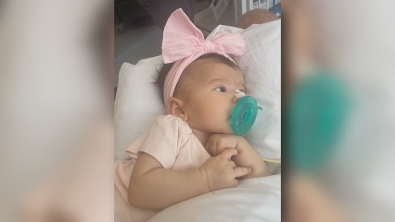 Una familia ayuda a otros tras perder a su hija Isabel de tres meses