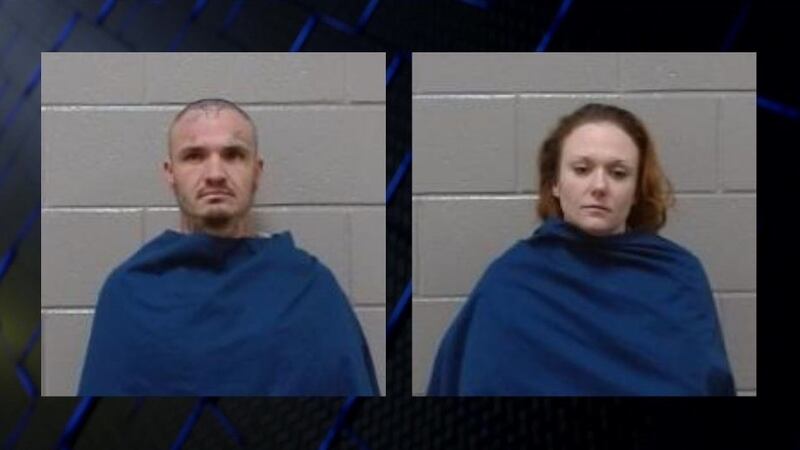 Steven Hogkin, de 33 años, y Lori Kelly, de 31.