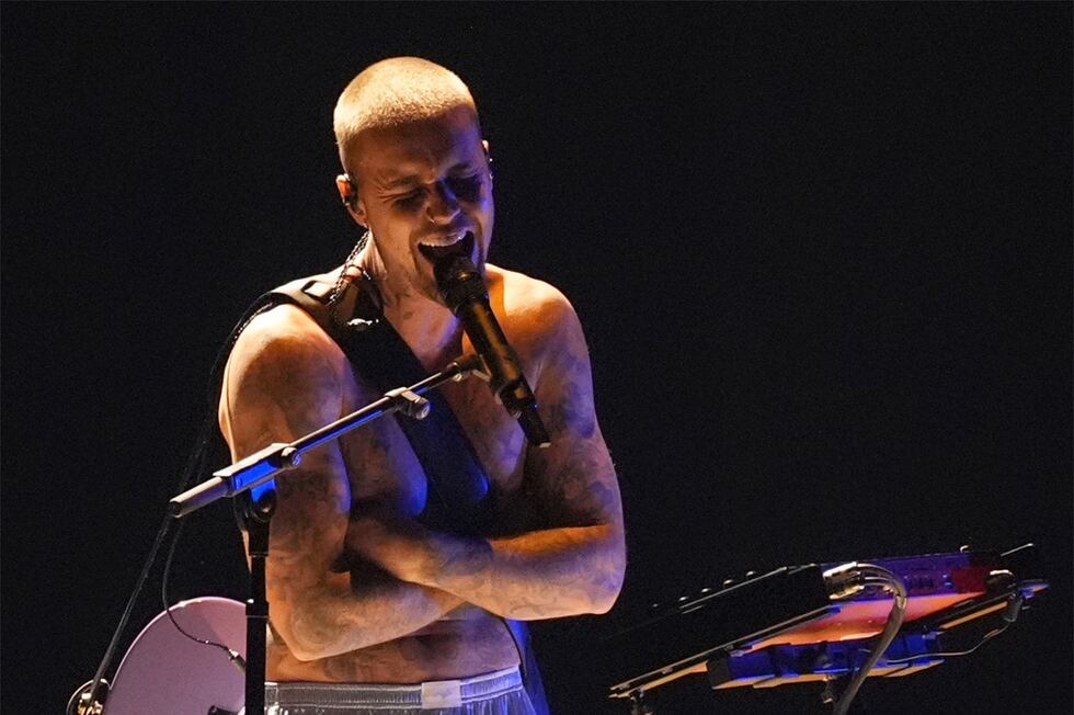 ARCHIVO - Foto del primero de febrero del 2026, Justin Bieber durante su actuación en al 68ma...