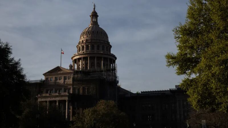 Los legisladores tienen ahora sólo 30 días para trabajar en la legislación, centrándose en los...