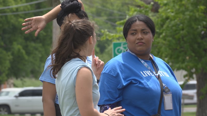 KSWO 7News team helping Teen Court with landscaping.