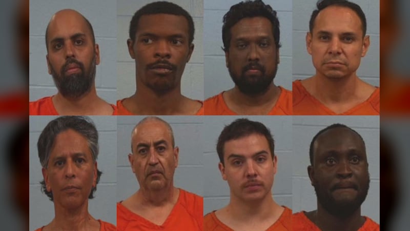 Ocho personas son detenidas en una operación llevada a cabo en el centro de Texas contra la...
