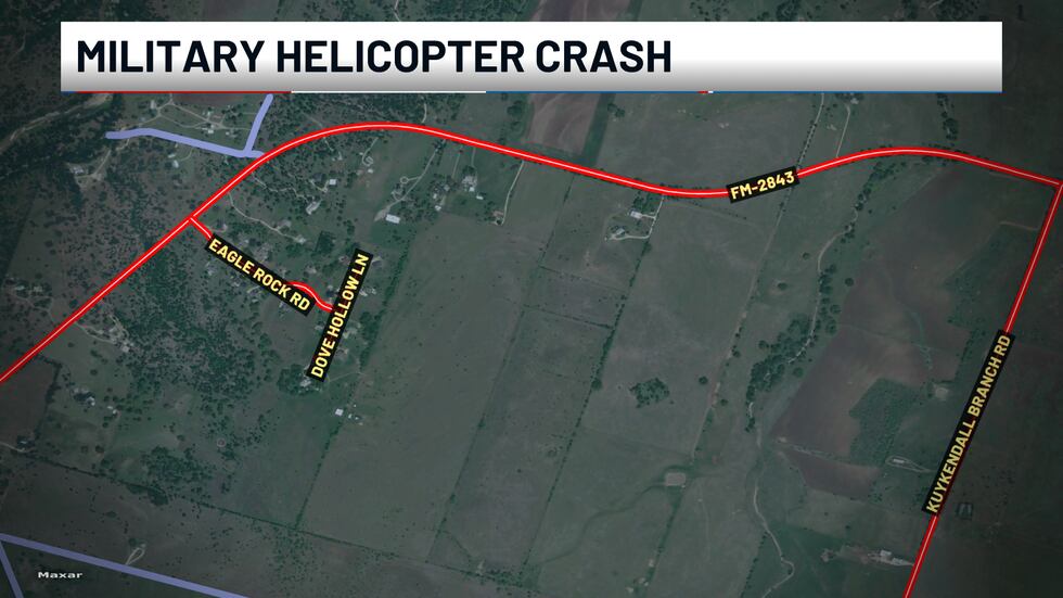 El lugar del accidente del helicóptero militar se encuentra junto a Dove Hollow Road y la FM...