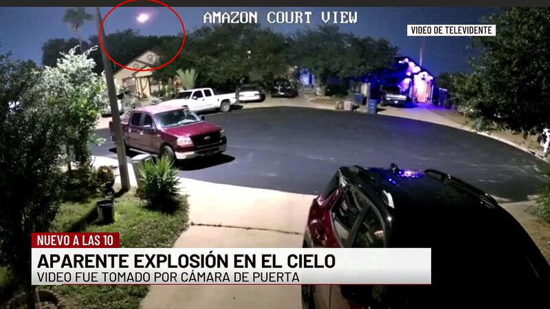 Video capta explosión de avioneta en el aire minutos antes de estrellarse en Loop 20